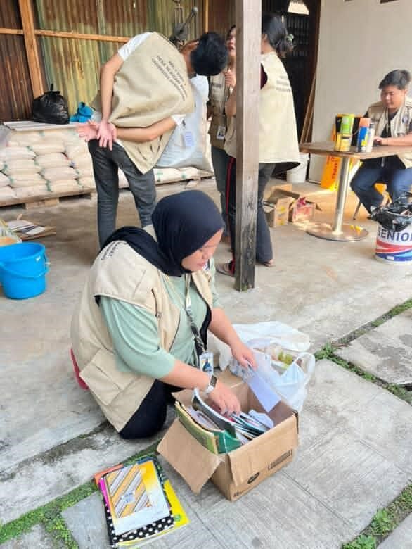 Kreatif! Mahasiswa KKN Undip Ajak Warga Menabung Lewat Sampah Anorganik
